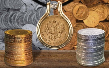 Русские золотые монеты и украшения с монетами