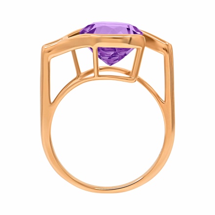 Gold Ring with a 10mm Statement Amethyst, Angle 5