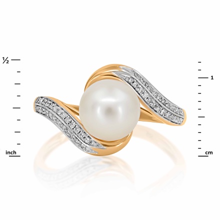"A Flirty Dream" Ring with Pearl and 50 Diamonds - Angle 2