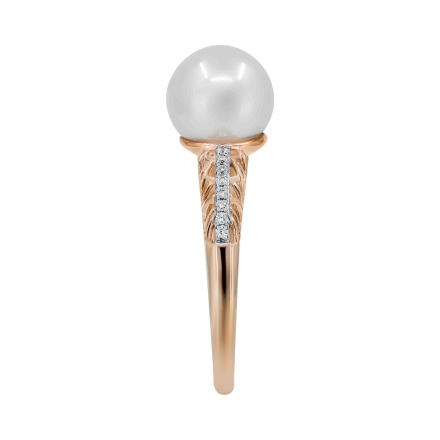 Filigree Ring with 9mm Pearl and 16 Diamonds - Angle 3
