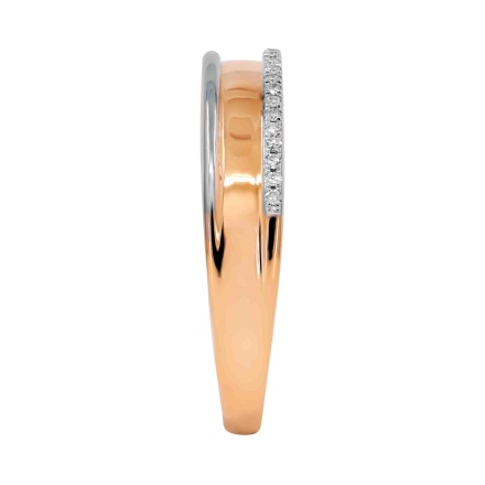 'Magic of New York' Diamond Wedding Band - Angle 3