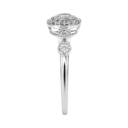 Superior White Gold Ring Featuring 23 Diamonds. Angle 3